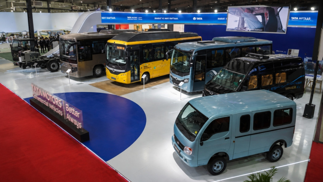 Tata Motors Showcases Next-Generation Passenger Mobility Solutions at Prawaas 5.0, Launches New Ultra Prime and Starbus Prime Range
